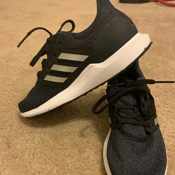 Adidas Solyx Running Shoe - Picture 2 of 4